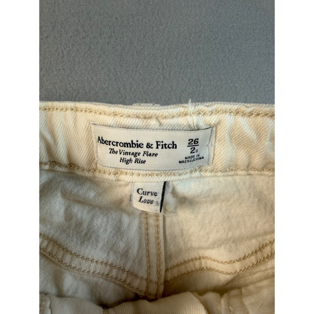 Abercrombie & Fitch Curve Love The Vintage Flare High Rise Jeans Cream 26 2S - Picture 7 of 9
